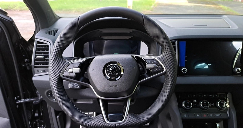 Skoda Karoq cena 163900 przebieg: 1, rok produkcji 2024 z Bełchatów małe 562